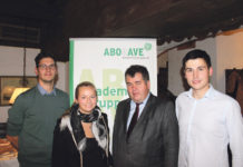 Zukunft der Jugend in der Landwirtschaft Der Begrüßungsstammtisch im Herbst hat bereits Tradition: NÖ-Bauernbund-Referent Martin Ebenberger