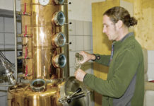 Besondere Vorsicht beim Brennen von Steinobst In einigen niederösterreichischen Regionen führten erhöhte Werte bereits zu Strafen durch die Lebensmittelbehörde