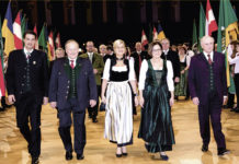 Beste Stimmung am 73. NÖ Bauernbundball Ballobmann Stefan Jauk