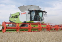 Mähdreschernachfrage unverändert 2015 hatte Claas bei Mähdreschern erstmals nach 2011 hierzulande wieder einen Marktanteil größer 50 Prozent.