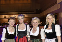 NÖ Trachtenball einmal mehr ein voller Erfolg Ballorganisatorin Dorli Draxler