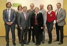 Leistungsausschuss der SVB wurde neu formiert Die wiedergewählte Vorsitzende LKR ÖKR Anna Brandstetter und die Versichertenvertreter des neu konstituierten regionalen Leistungsausschusses für Niederösterreich und Wien.