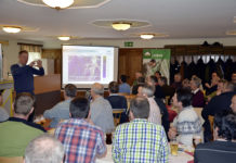 Ackerbau-Fachtag im Lagerhaus Amtetten An sechs Tagen informierten sich rund 200 Kunden des Raiffeisen-Lagerhauses Amstetten zu aktuellen Fragestellungen im Ackerbau.