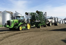 Landjugendmitglieder unterwegs in Kanada Eine andere Dimension: Die Provinz Saskatchewan ist das Herzstück kanadischen Ackerbaus.