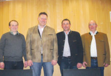 Neuer Vorstand bei Fleckvieh-Fleisch Der neue Vorstand - im Bild v. l.: Obm.-Stv. Johannes Raimund Kreil