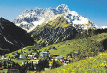 Günstige Familienwochen in Bregenz oder Lech Auch heuer Familienwochen-Angebote für Lech oder Bregenz.