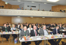 LK OÖ: SVB-Beiträge 2017 nicht anpassen Themen von den SVB-Beiträgen bis hin zur Biberproblematik beschäftigten die Kammerräte.