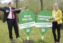 Start der Kampagne “Da schau‘n wir drauf” Bauernbund-Obmann Hermann Schultes und Direktorin Klaudia Tanner laden alle Bäuerinnen und Bauern zum Mitmachen am großangelegten Aktions- und Infotag ein.
