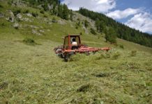 Landtechnik im Alpenraum: Vom “Schmierli” bis zu Precision Farming Mähen