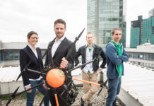 RWA unterstützt agrarische Startups Die RWA-Drohne hat Symbolkraft. Das Team der Agro Innovation Lab GmbH - im Bild v. l. Claudia Mittermayr