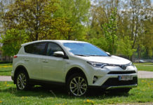 Hybridantrieb in einem SUV der Kompaktklasse Der neue RAV4 punktet auch mit Materialqualität und verfeinertem Design.