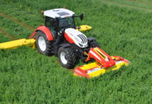 Steyr bringt neuen Multi und Profi auf den Markt Das Top Modell der Profi-Baureihe 4145 Profi CVT aus der Vogelperspektive: Das an den Terrus angelehnte Design ist augenscheinlich.