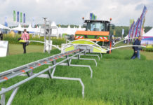 Smarte Landtechnik mit neuen Perspektiven Sensortechnik war ein Schwerpunkt auf den DLG-Feldtagen. Sie ermöglicht u. a. den effizienten