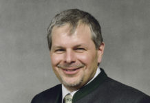 Schwarzwildbestand erfordert aktives Handeln LKR Daniel Heindl: Rücksprache mit Jägerschaft ist zu forcieren.