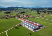 Pfanzelt feiert 25-jähriges Firmenbestehen Das Pfanzelt-Werksgelände im Allgäu (D)