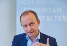 Kommunikation als Schlüssel zu mehr Sicherheit Konrad Kogler im BZ-Interview: "Wer Sicherheit aktiv mitgestalten kann