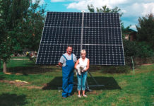 Energieautark durch Sonnenstrom Zufriedene Kunden eines Suntracker 2000R bei Wiener Neustadt (NÖ)