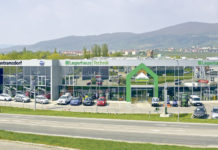 Raiffeisen-Lagerhaus Wiener Becken: Alles aus einer Hand Der moderne Nahversorger. Mit 275 Mitarbeitern und einem Genossenschaftsgebiet von 1000 Quadratkilometern ist das Lagerhaus Wiener Becken fest im Leben der ländlichen Bevölkerung verwurzelt.