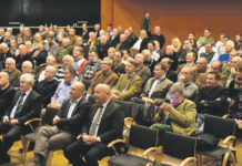 Forsttag 2016 zum Thema Bioökonomie Rund 170 Land- und Forstwirte nahmen am burgenländischen Forsttag teil.