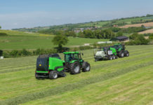 Perfekte Netzbindung: schnelles Arbeiten und kompakte Ballen Die robusten VariMaster Pressen gibt es auch in der Balepack-Version.