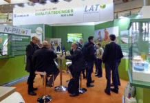 Agraria Wels: Qualitätsdünger aus Linz ist gefragt Händler und Landwirte informierten sich über Neuheiten am Düngermarkt.