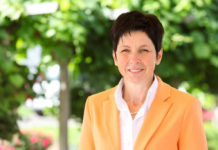 Selbstbestimmt Bäuerin sein – was es dazu braucht Bundesbäuerin Andrea Schwarzmann will Bäuerinnen zu mehr Politik-Beteiligung animieren.