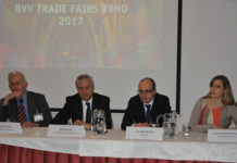 Messe Brünn: Führung zeigt sich über “boomendes” Geschäft erfreut Informierten über Events in Brünn (v. l. n. r): Peter Kukacka