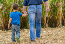 Köstinger: Bauern vor Konzernherrschaft schützen