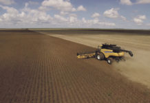 New Holland-Mähdrescher holt zweiten Weltrekord in Brasilien