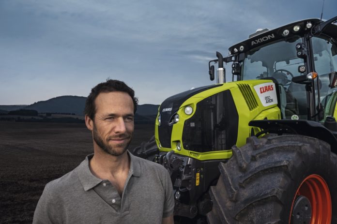 Claas bietet bei einer Roadshow an 29 Standorten Testmöglichkeiten der neuesten Modelle, Technik und Ausstattungen. Claas