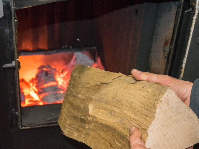 Heizen Mit Holz 12 ID70902(1)