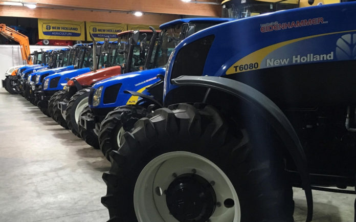 Mehr als 300 Gebrauchte und die gesamte New Holland-Produktpalette wird gezeigt. Eidenhammer