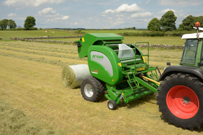 Der F5600 Plus Baler von McHale McHale