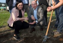 Landwirtschaftsministerin Köstinger bei Dürre-Lokalaugenschein im Mühlviertel und Zentralraum