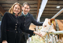 Klare Botschaft an EU Simone Schmietbauer und Sebastian Kurz