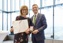 Großes Ehrenzeichen für ÖRV-Generalsekretär Andreas Pangl