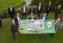 Schulterschluss: Verein zum Schutz der Land- und Almwirtschaft gegründet Die Landwirtschafts-, Arbeiter- und Wirtschaftskammer haben sich mit dem Gemeindeverband, bäuerlichen Organisationen und dem Bauernbund gegen den Beutegreifer Wolf verbündet.