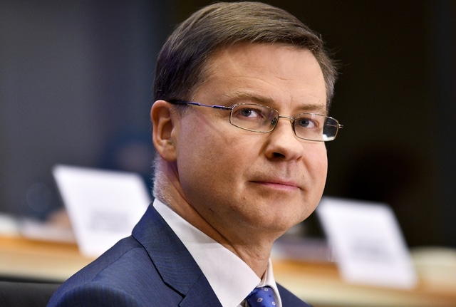 EP 092265B DOMBROVSKIS Hearing Arrival