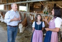 „Durch‘s Reden kommen d‘Leut zam“: Auch Bauern und Konsumenten