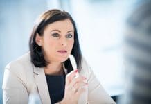 „profil“: Köstinger attackiert Handel