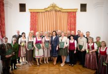 Staatliche Ehrung: OÖ ist um zwölf Ökonomieräte reicher