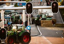 Eskalation im Protest gegen Umweltauflagen Blockade Autobahn