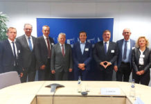 Karpfinger: “Zuckerimporte bedeuten Urwaldzerstörung”