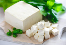 Rewe bringt Bio-Sojaprodukt „made in Vienna“ ins Regal Tofu