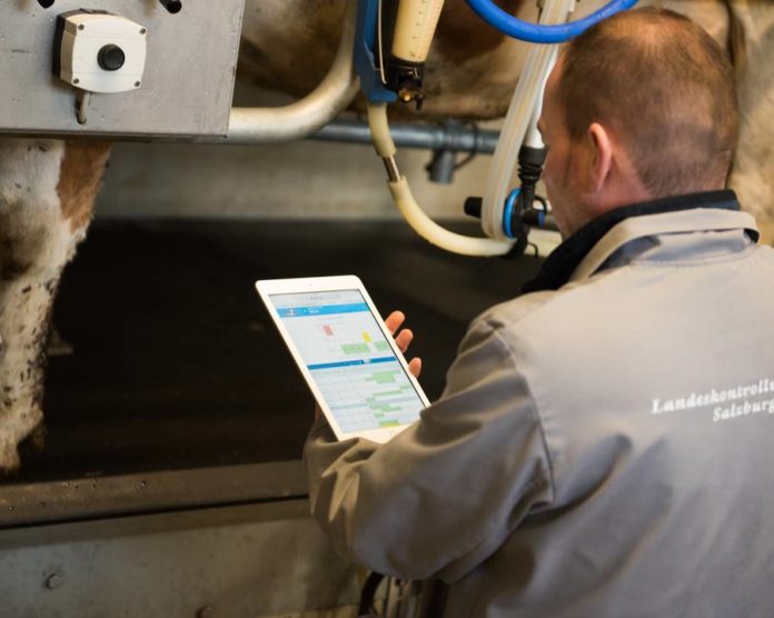 2248 W Melkstand Tablet LKVSbg