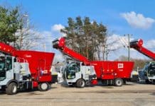 Selbstfahrender Futtermischwagen mit neuer Kombination