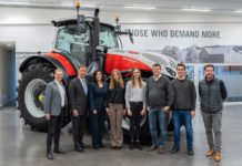 Hoher Besuch bei Case/Steyr