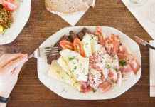 Wiener Buschenschanken haben länger geöffnet