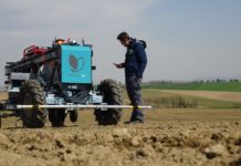 Studierende präsentieren Agrarroboter