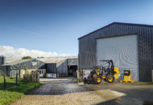 JCB fährt mit seinem ersten vollelektrischen Radlader vor